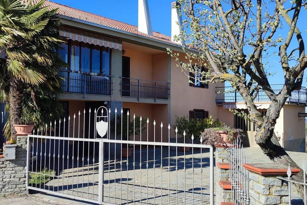 Il Canto Del Gallo Casa Vacanze Ristorante Pizzeria Cassinasco Extérieur photo